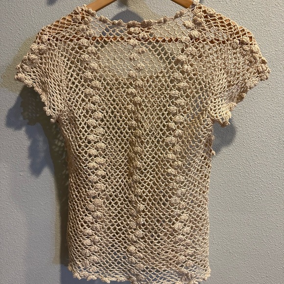 Crochet short sleeve top - Picture 4 of 6